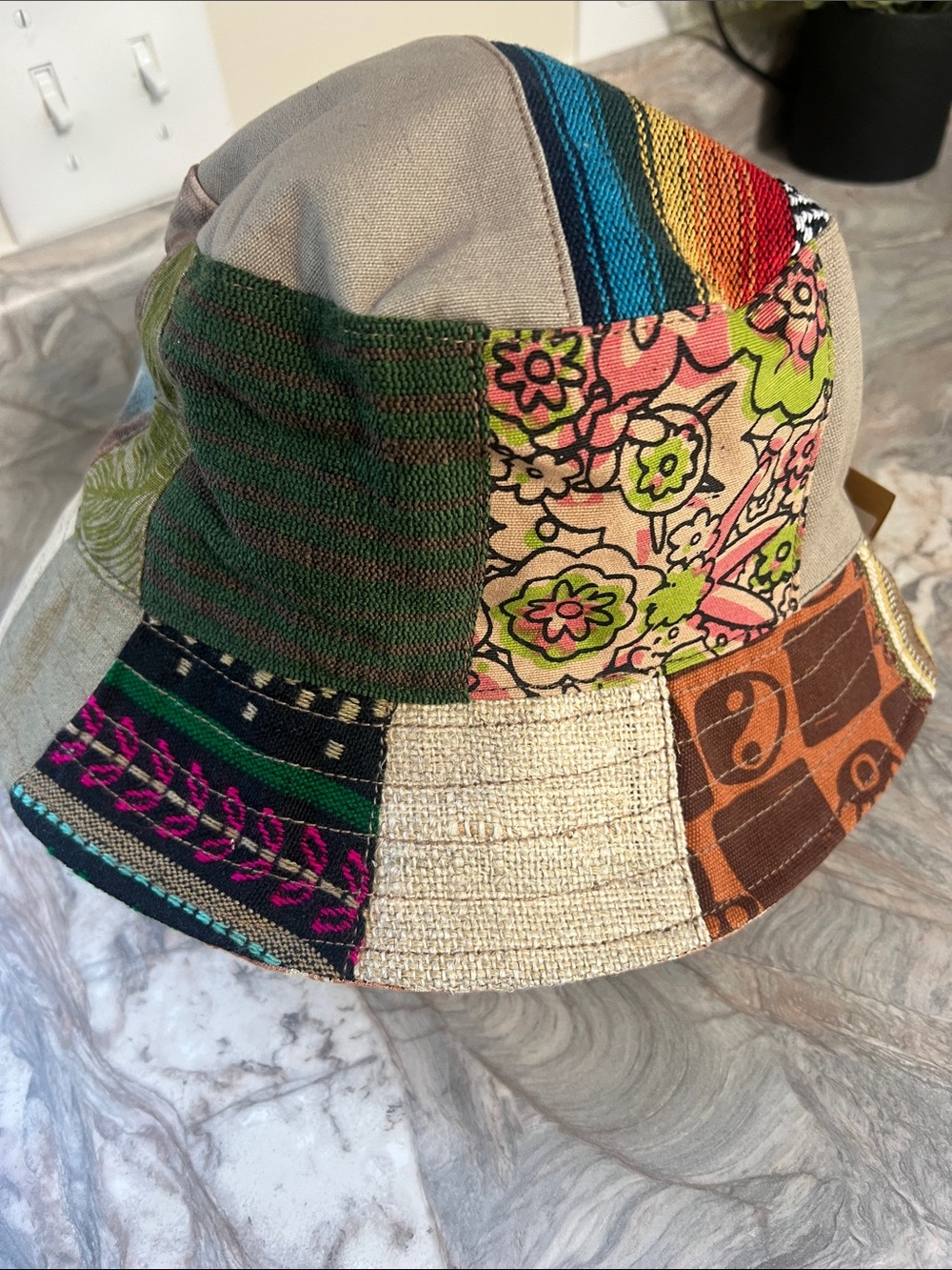 Kantha Bucket Hat - Multicolor - Picture 2 of 7